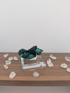 Malachit Rohstein auf Acryl