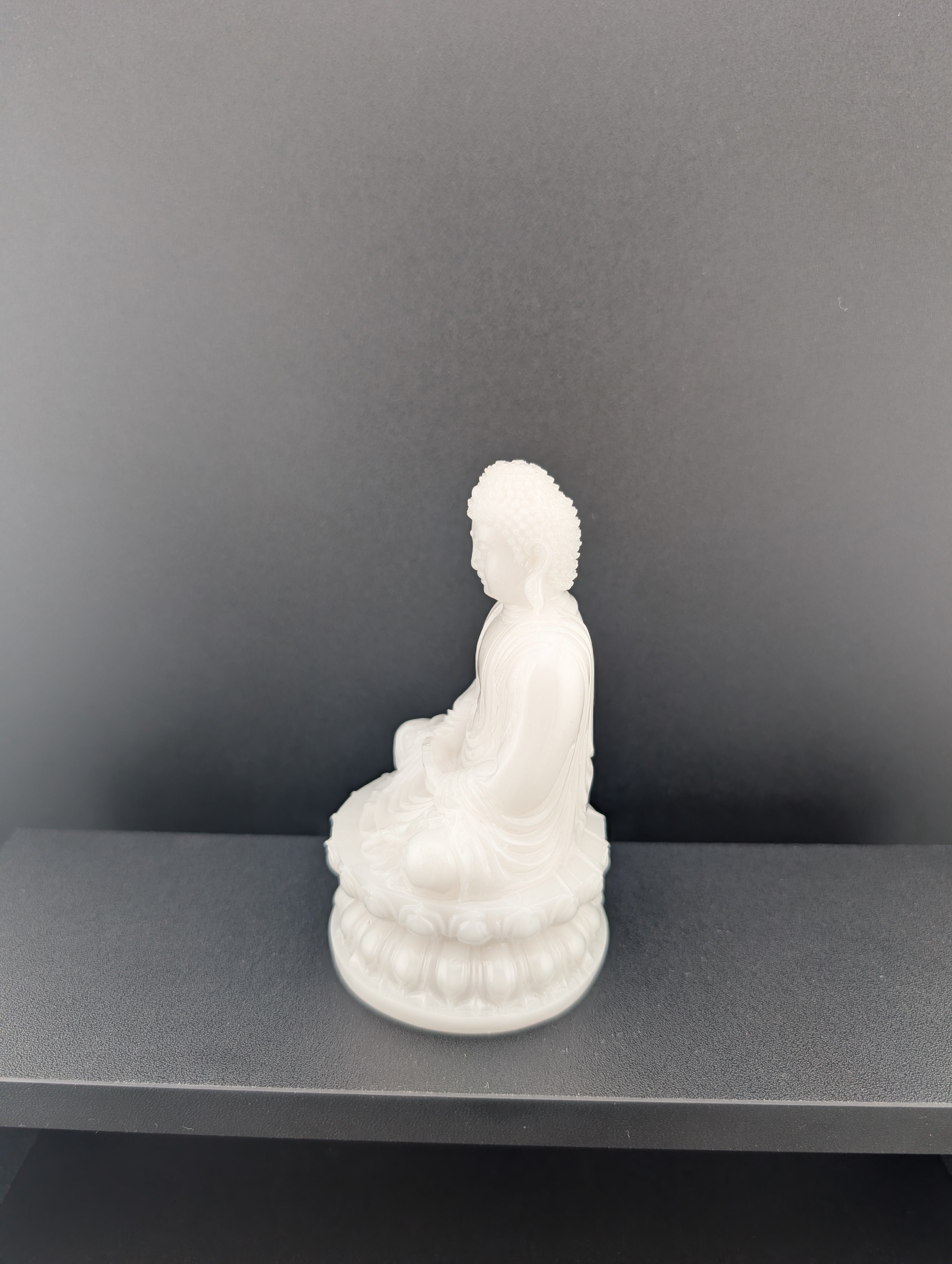 weiße Jade Buddha