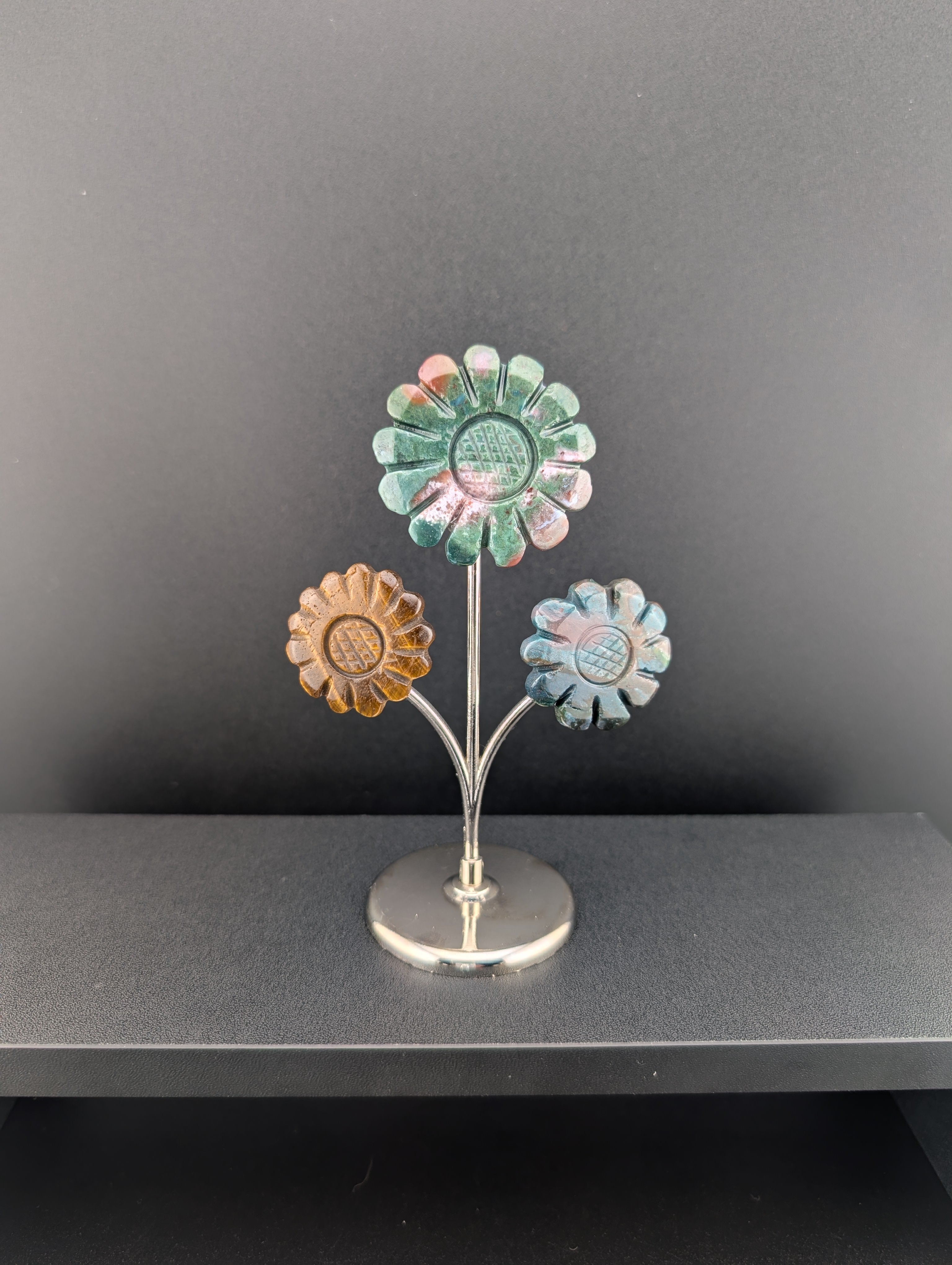 Blume auf Ständer