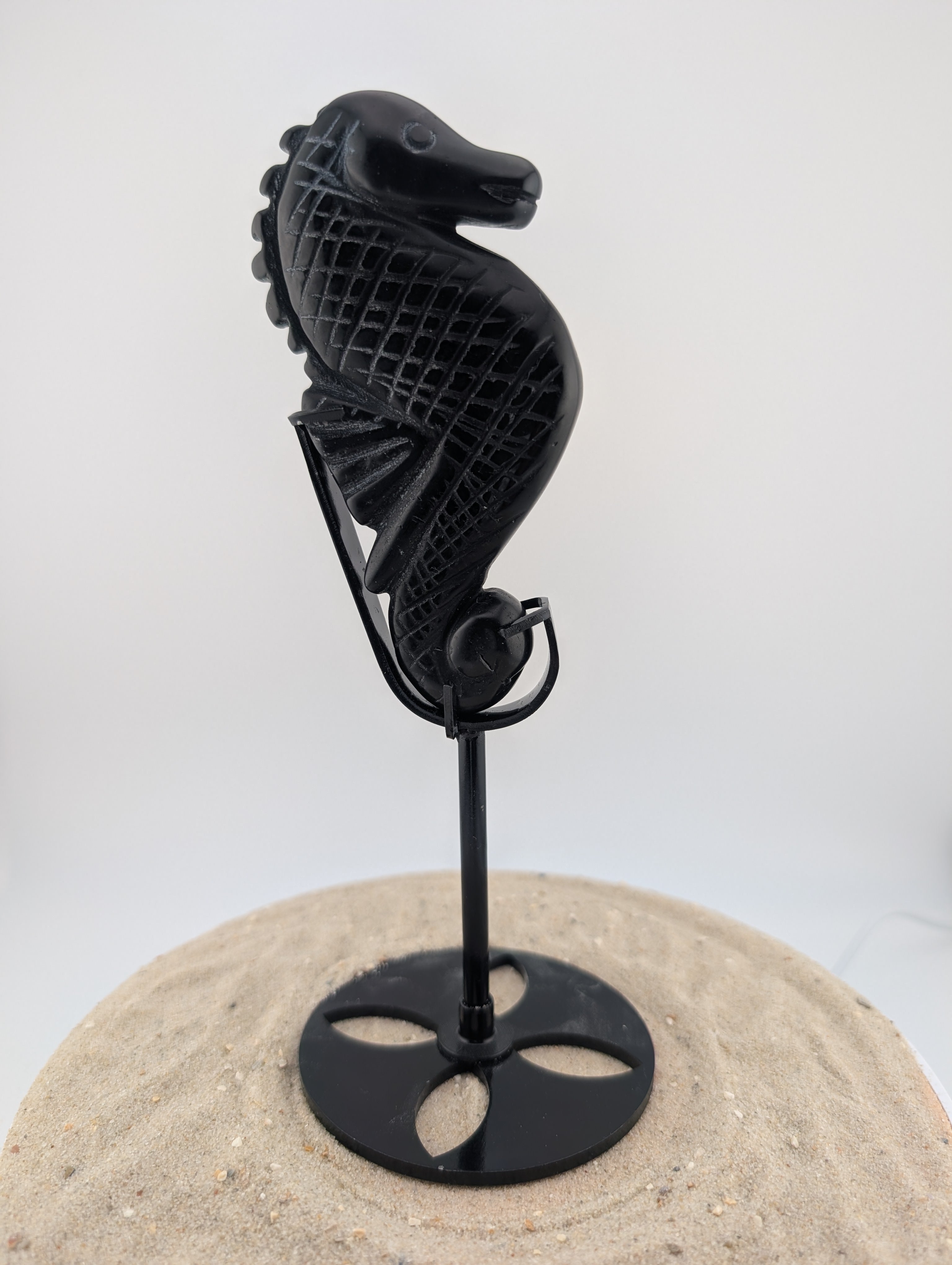 Obsidian Seepferdchen auf Ständer