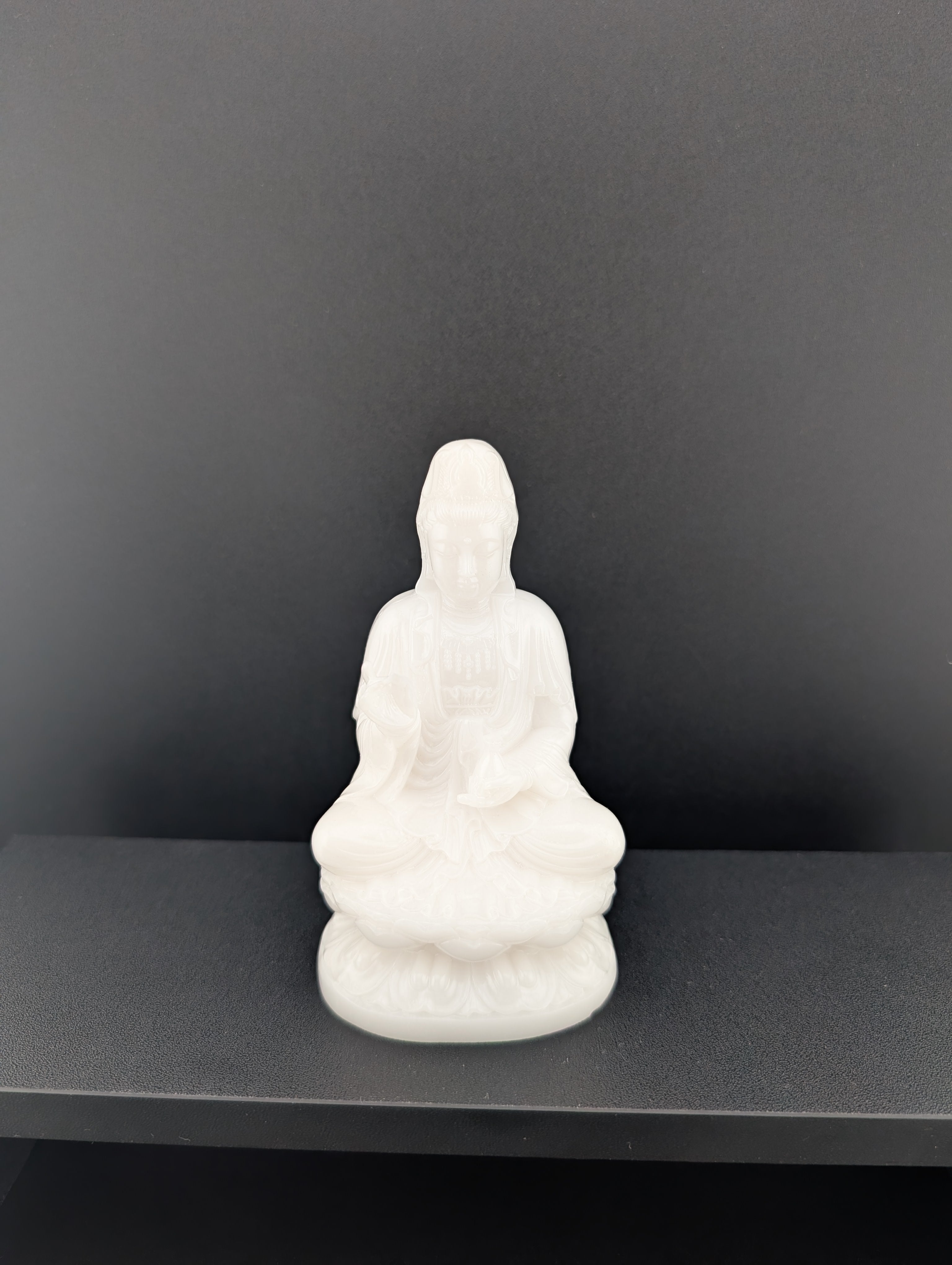 weiße Jade Buddha