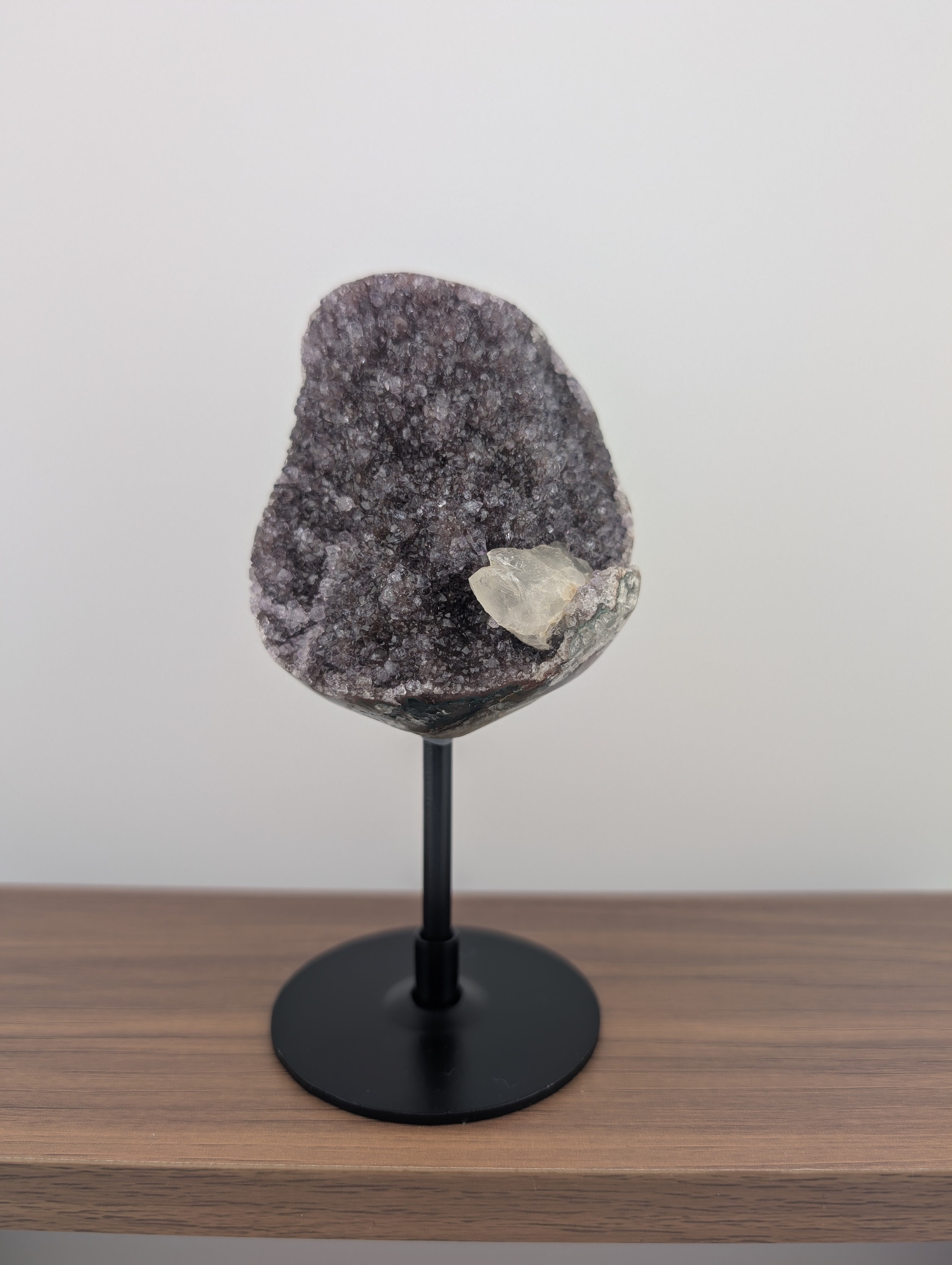 Amethyst auf Ständer